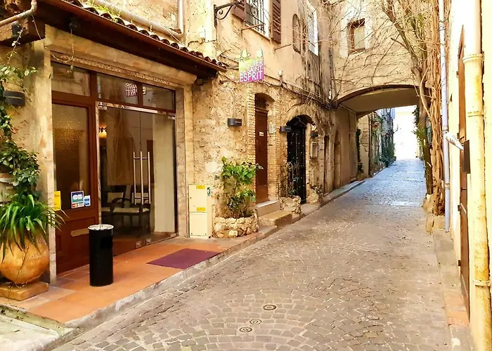 Duplex Au Coeur Du Vieil Lägenhet Antibes