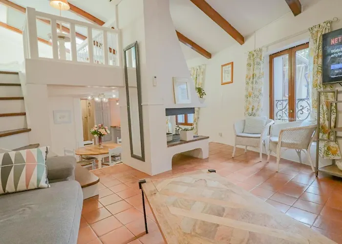 Duplex Au Coeur Du Vieil Lägenhet *